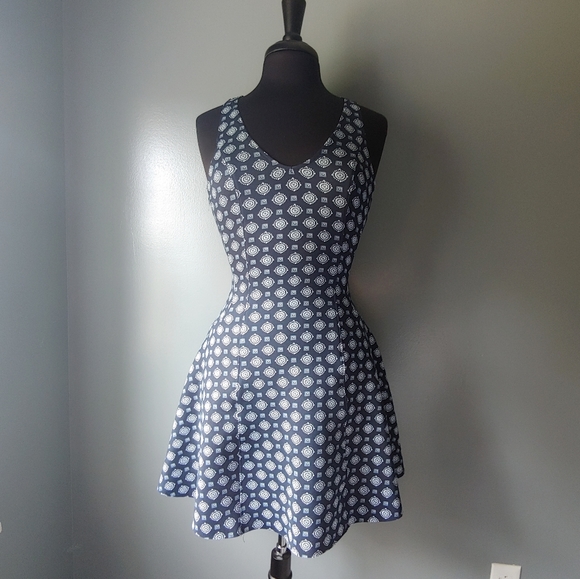 Abercrombie & Fitch Dresses & Skirts - Abercrombie & Fitch Swing Mini Dress